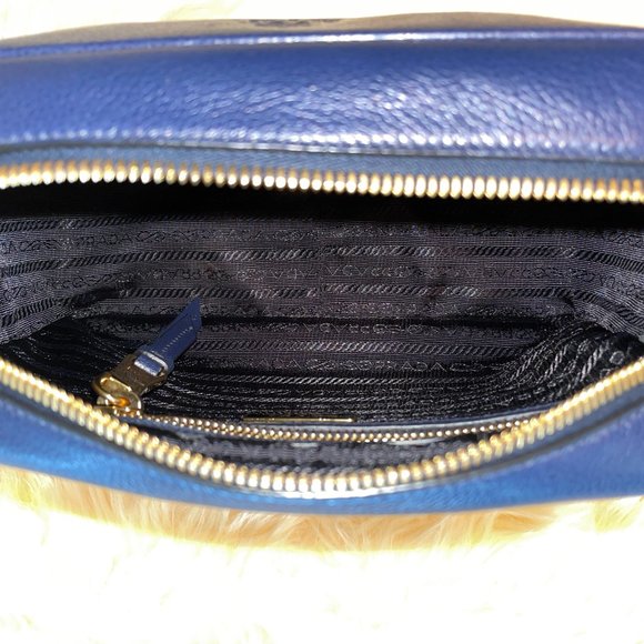 NWOT!!!! PRADA BLUE LEATHER CROSSBODY HANDBAG!!!! - Picture 5 of 5